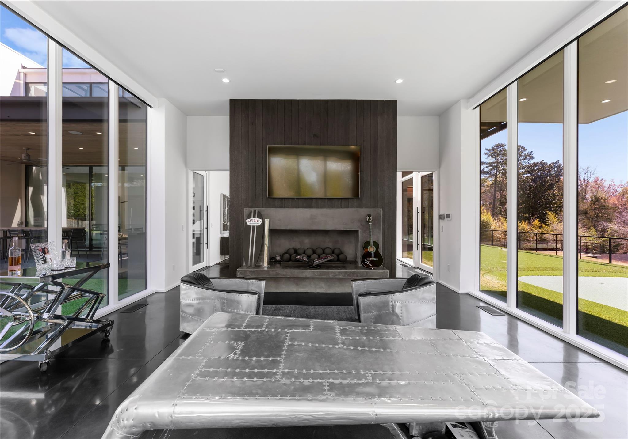 4817 Carmel Park Drive — Charlotte