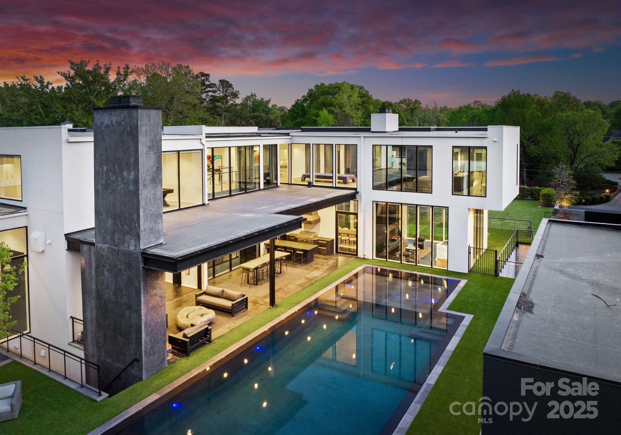 4817 Carmel Park Drive — Charlotte