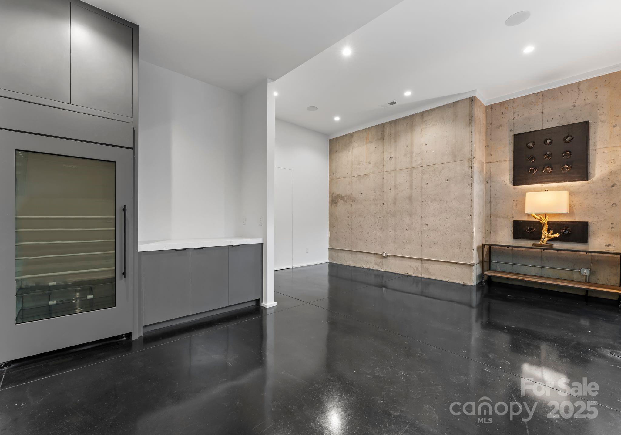 4817 Carmel Park Drive — Charlotte