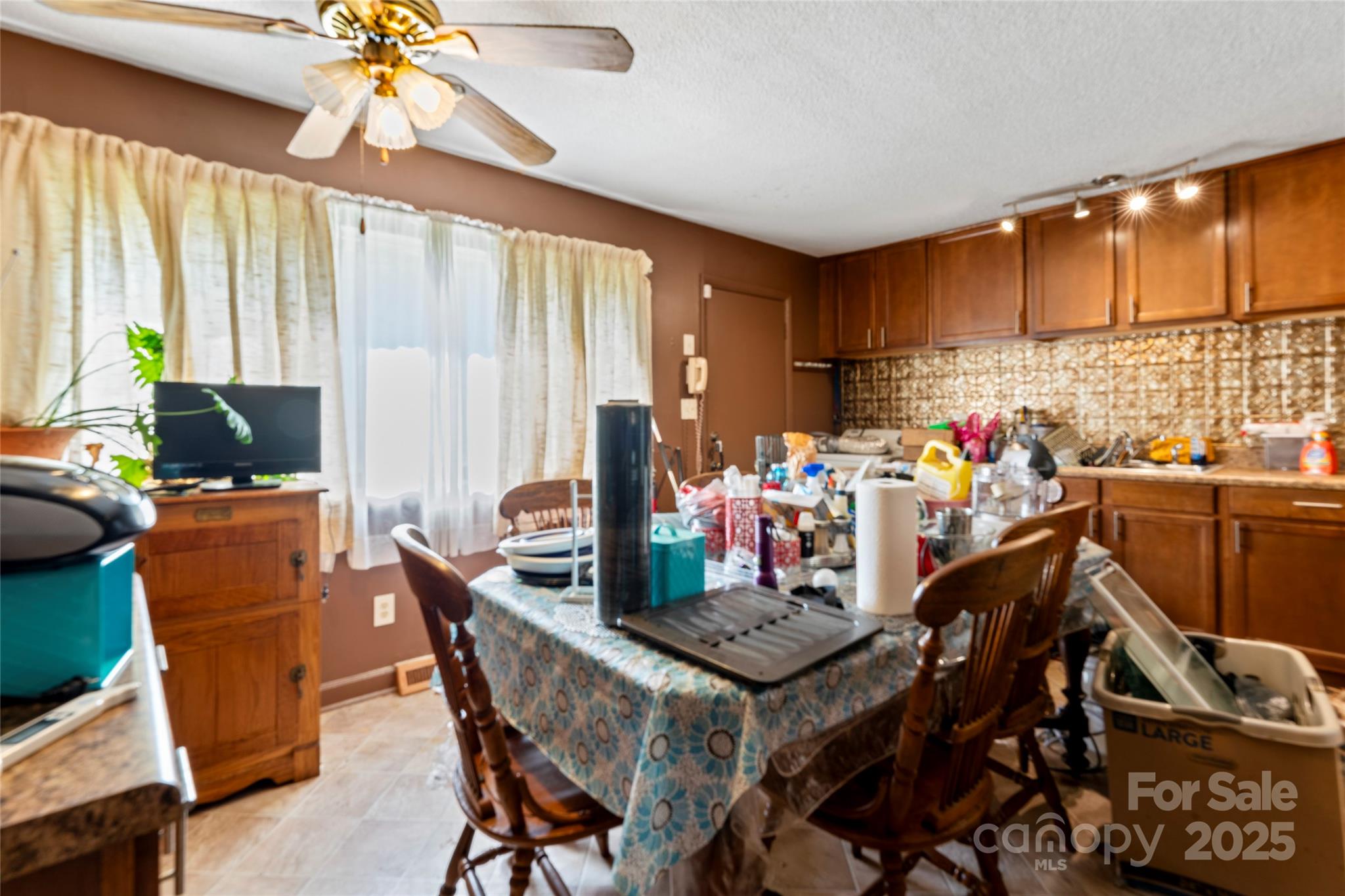 2515 Alleghany Street — Charlotte