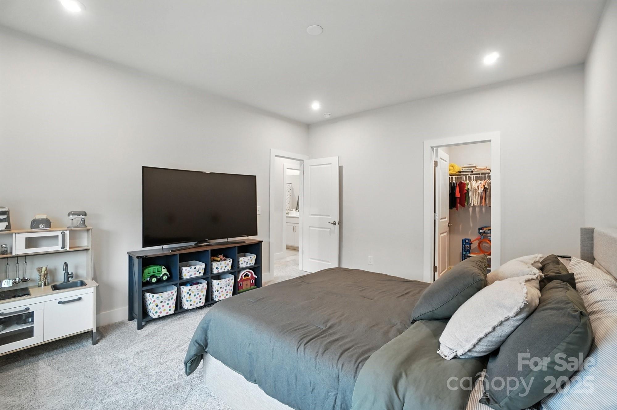 304 Ardmore Drive — Belmont