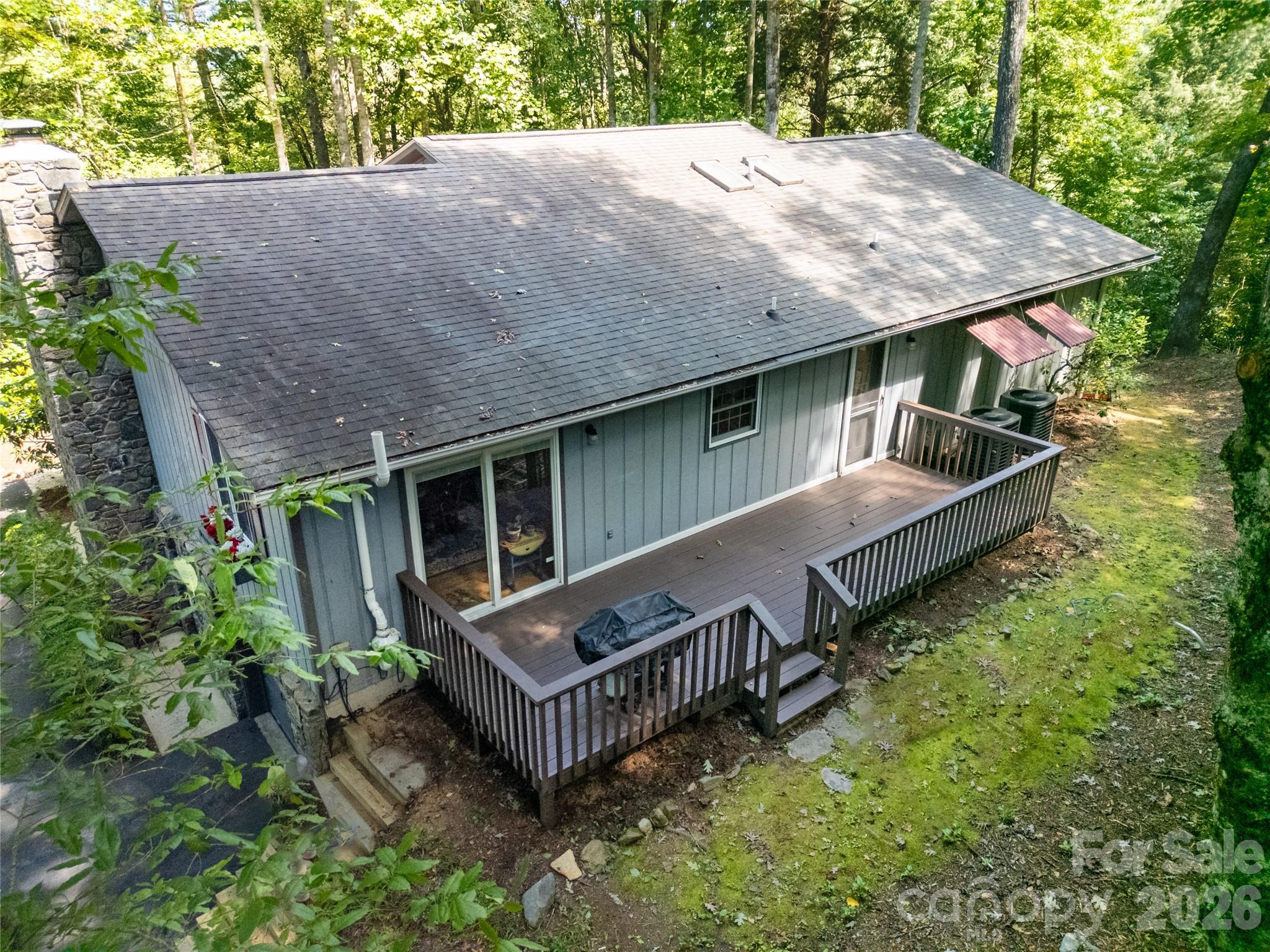 239 Three Mile Knob Road — Pisgah Forest