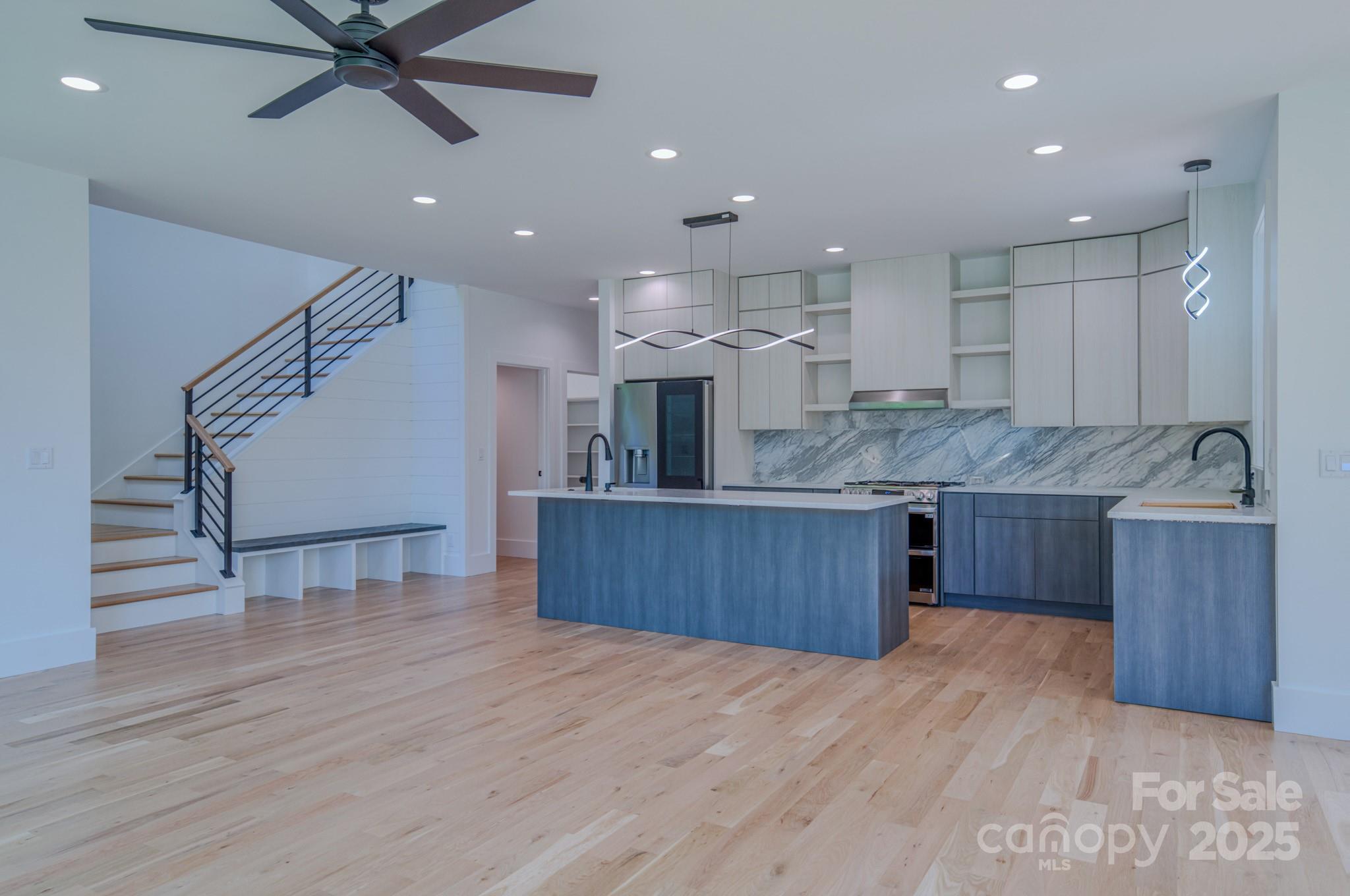 133 S Grove Street — Asheville