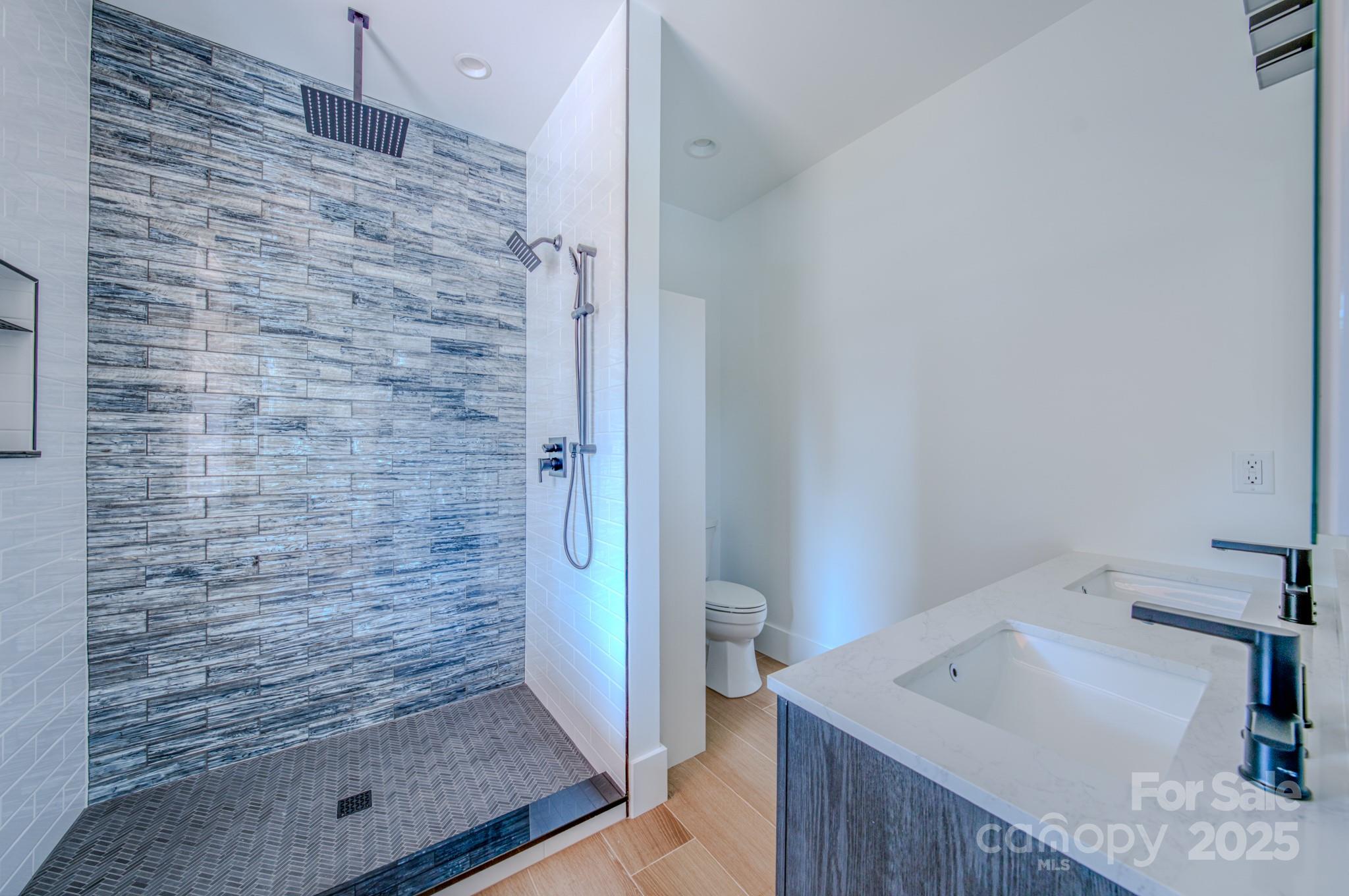 133 S Grove Street — Asheville