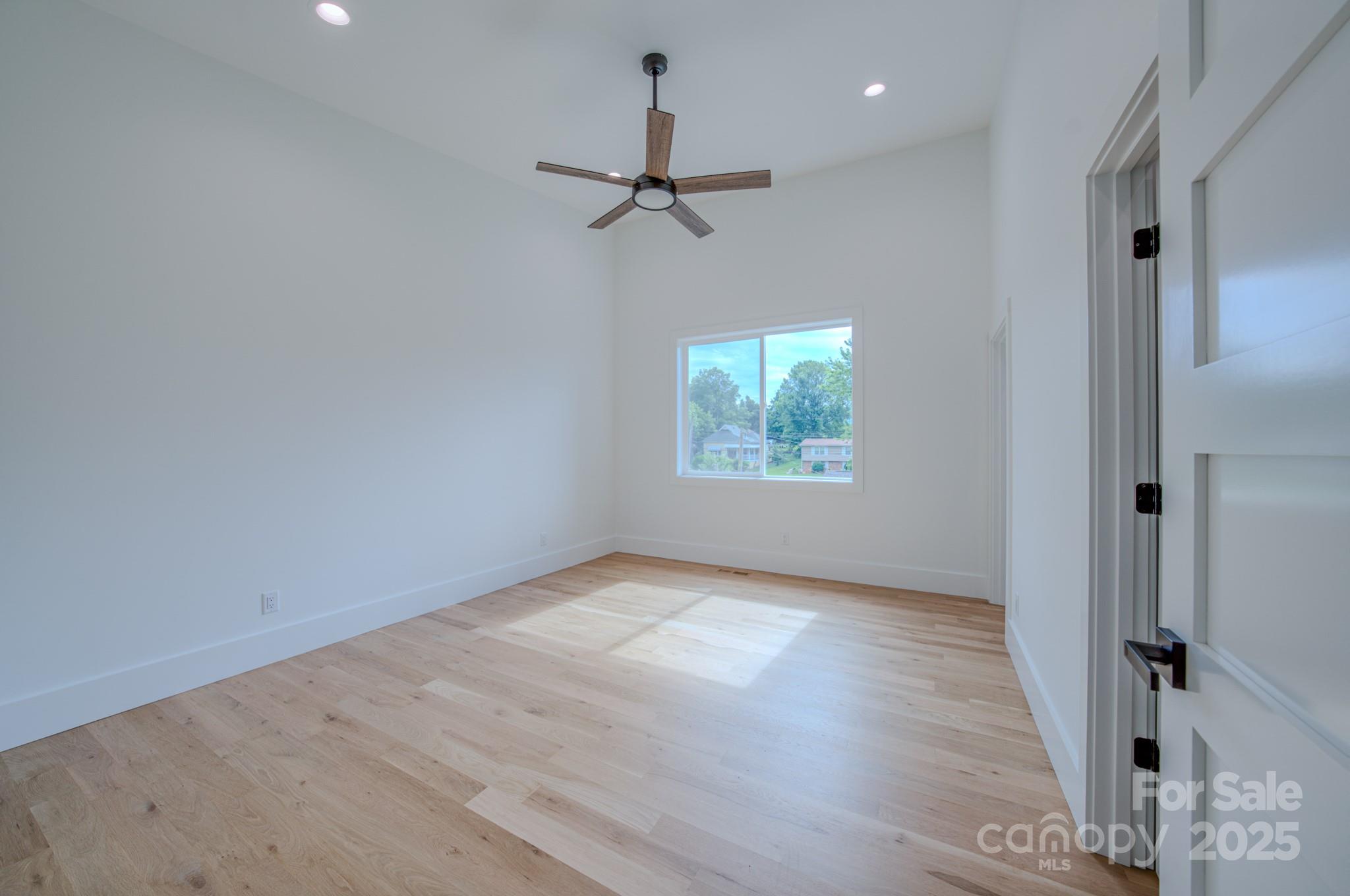 133 S Grove Street — Asheville