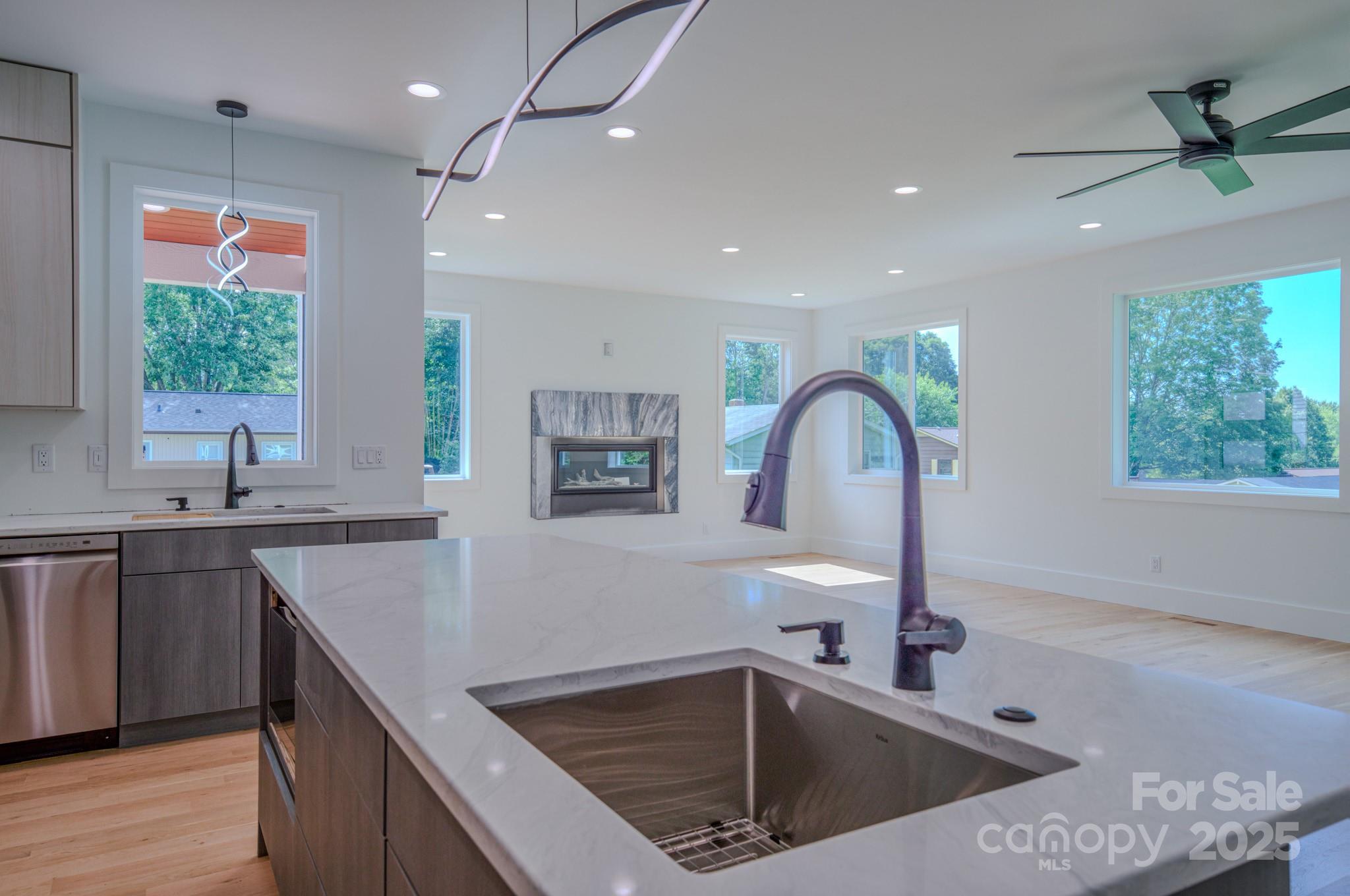 133 S Grove Street — Asheville