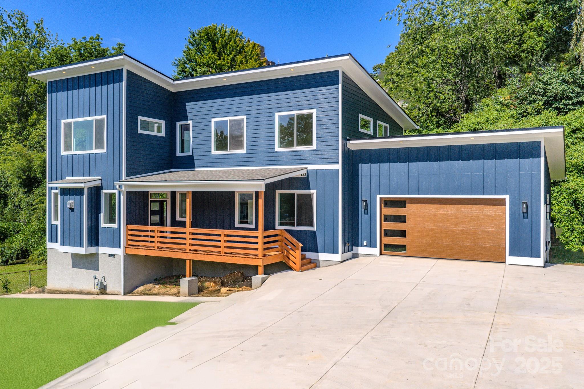 133 S Grove Street — Asheville