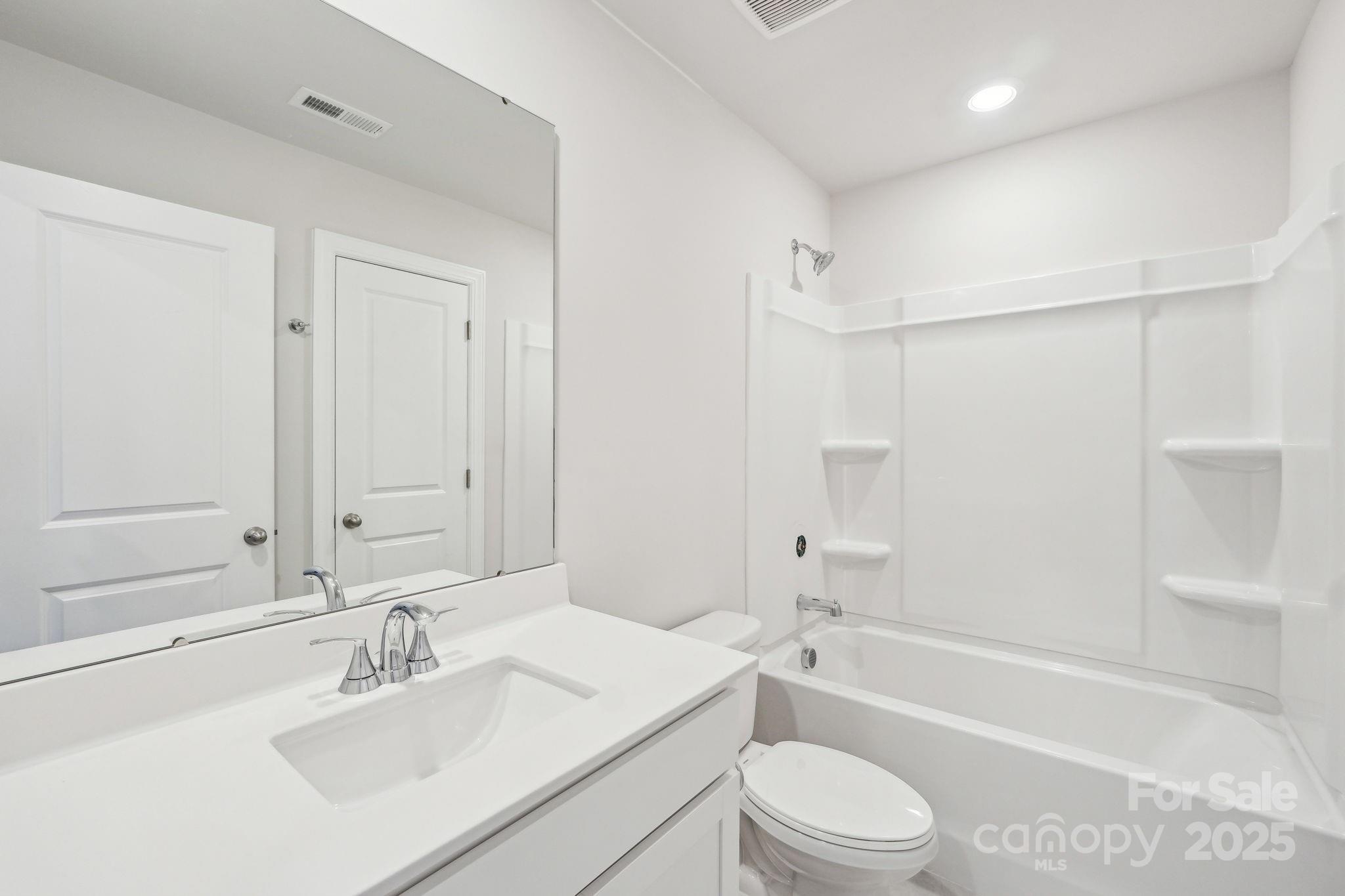 301 Alden Court — Shelby
