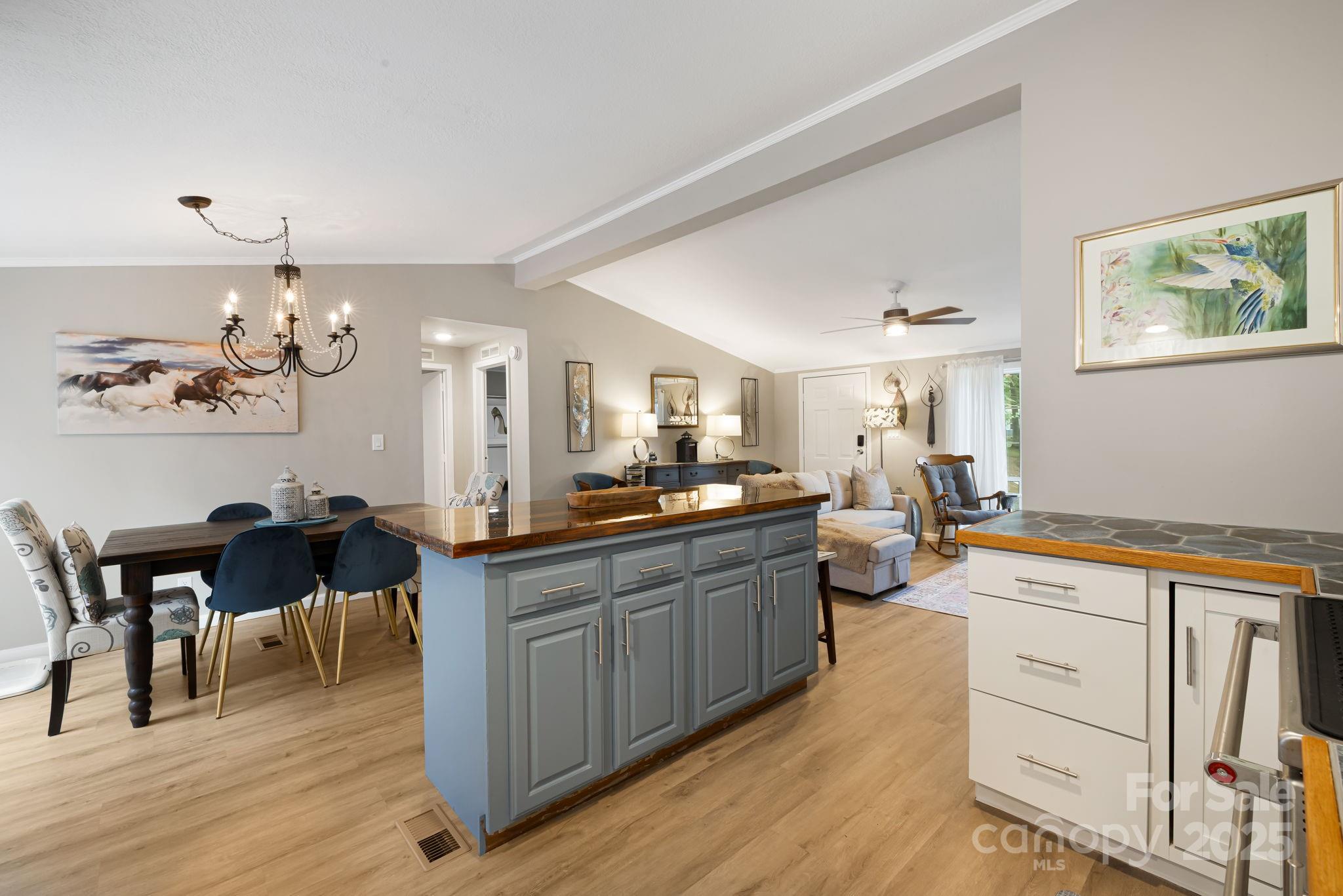 20 Timbers Edge Lane — Fairview