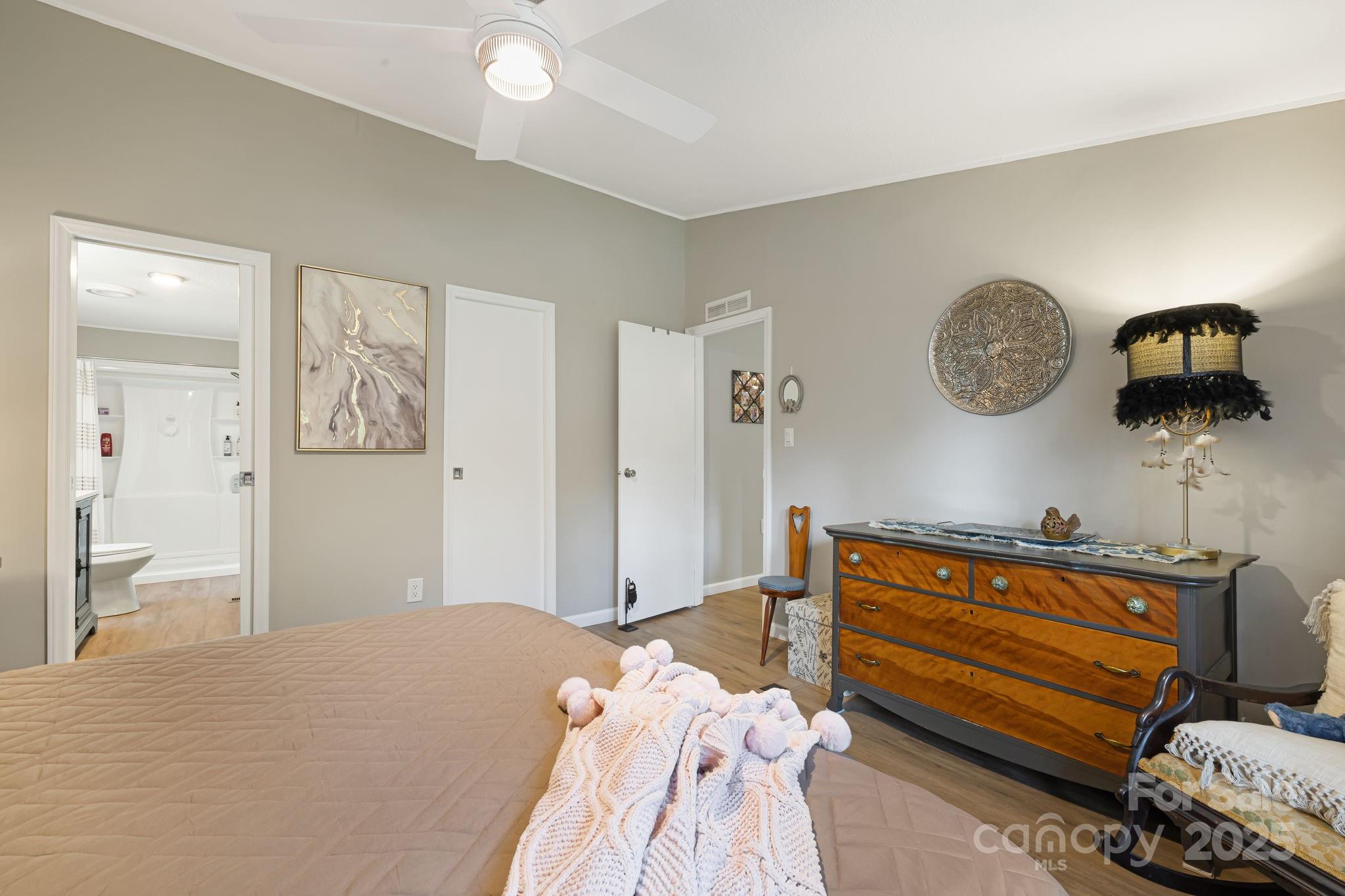 20 Timbers Edge Lane — Fairview