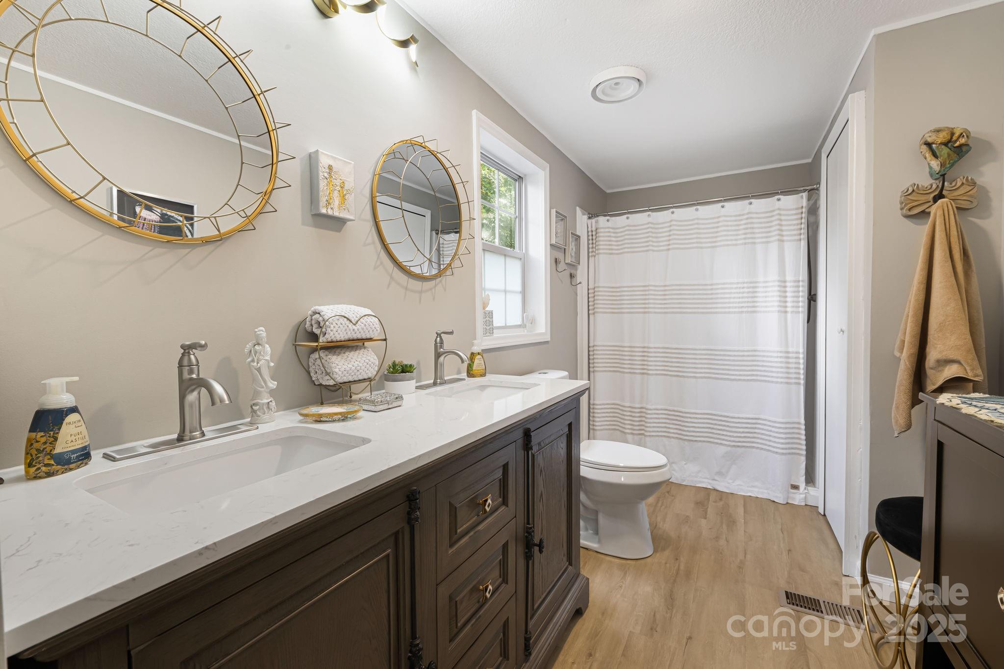 20 Timbers Edge Lane — Fairview