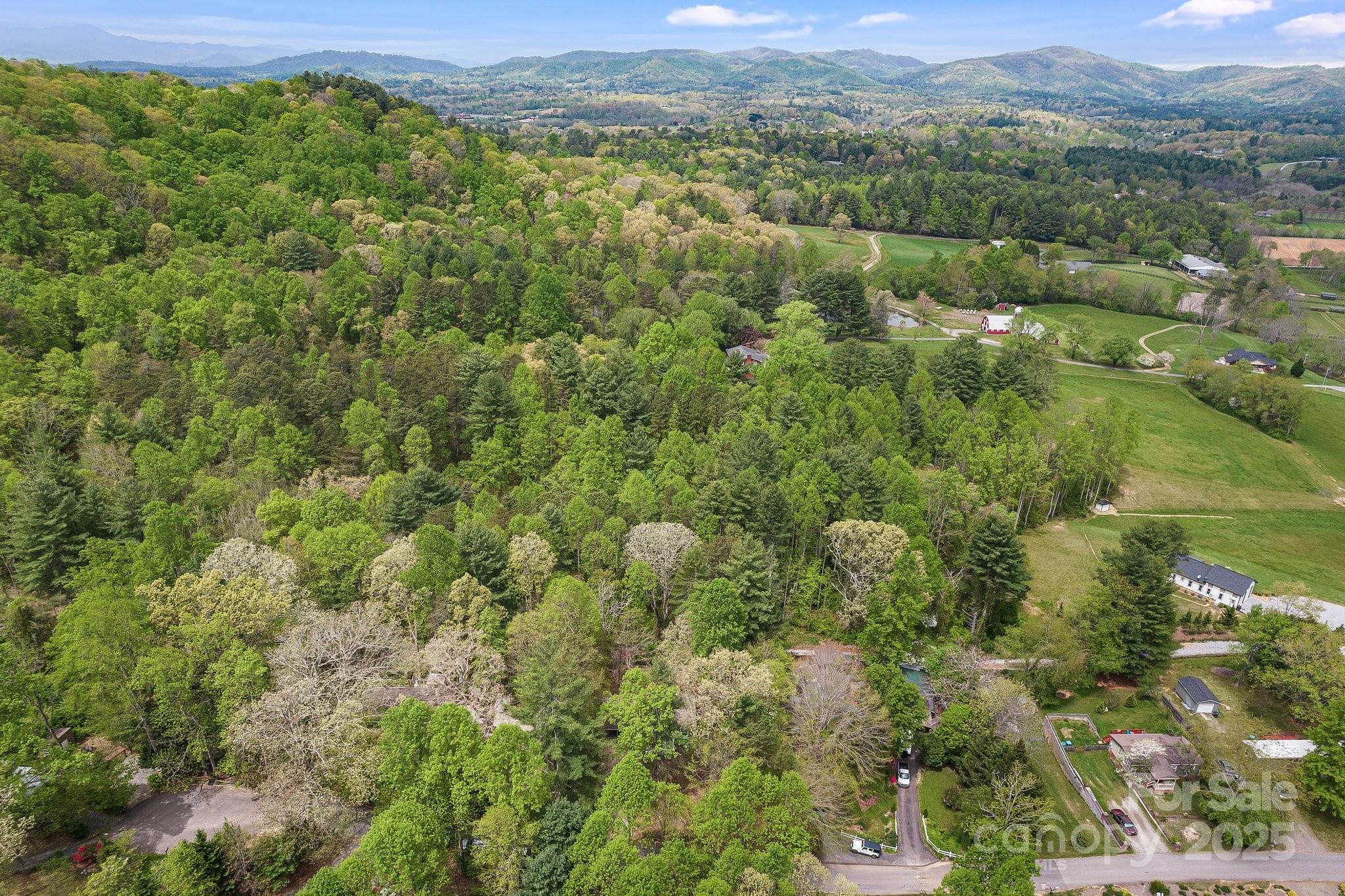 20 Timbers Edge Lane — Fairview