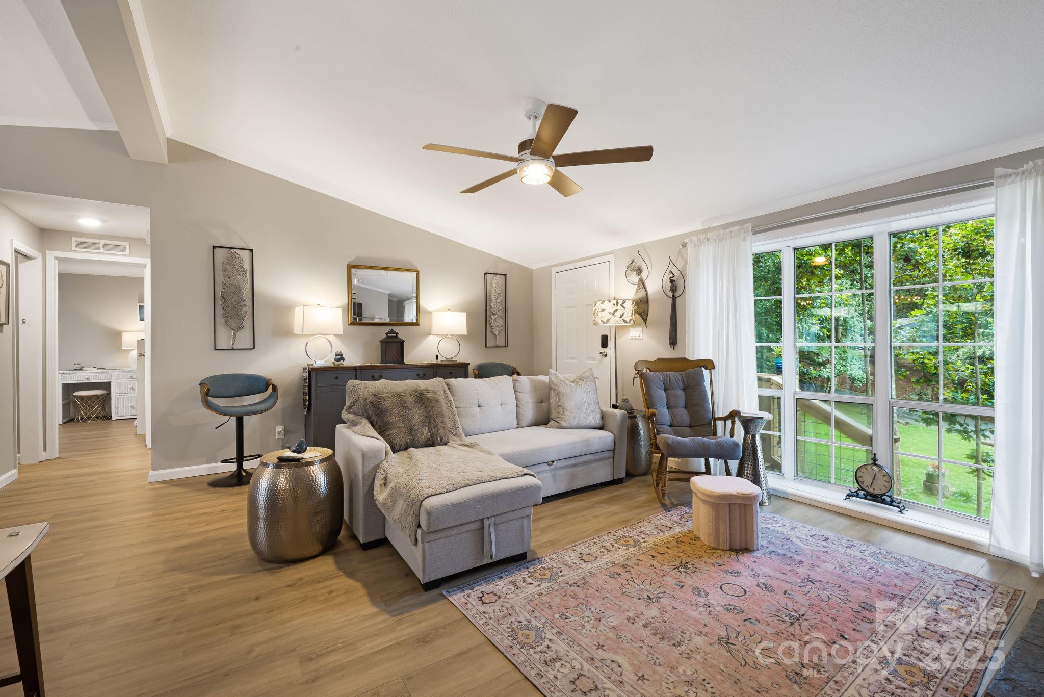 20 Timbers Edge Lane — Fairview