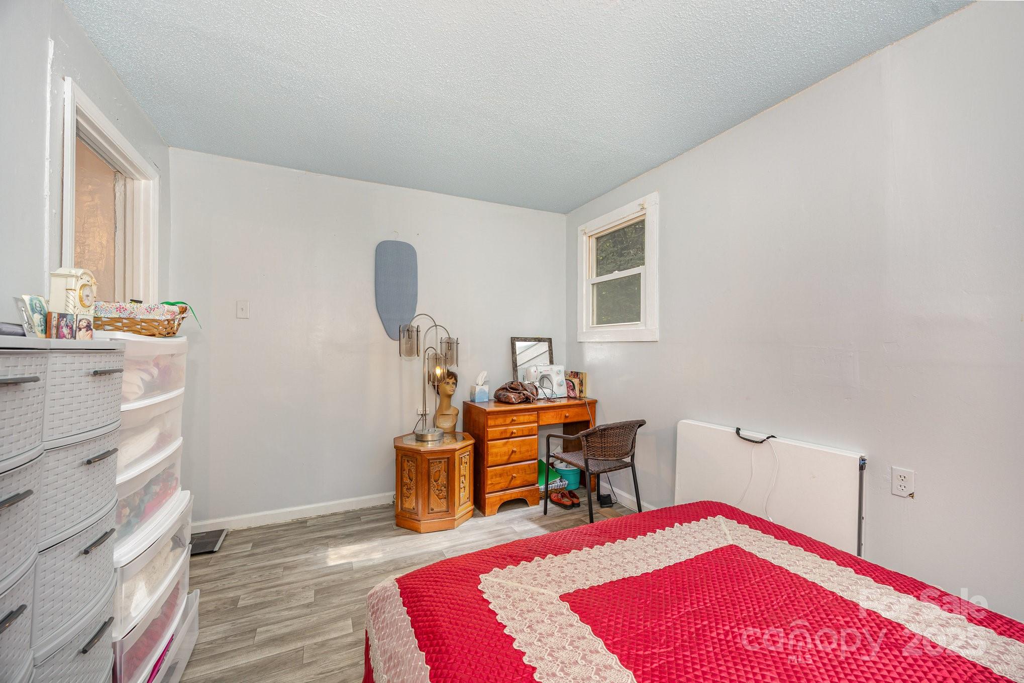 1110 Wall Street — Statesville