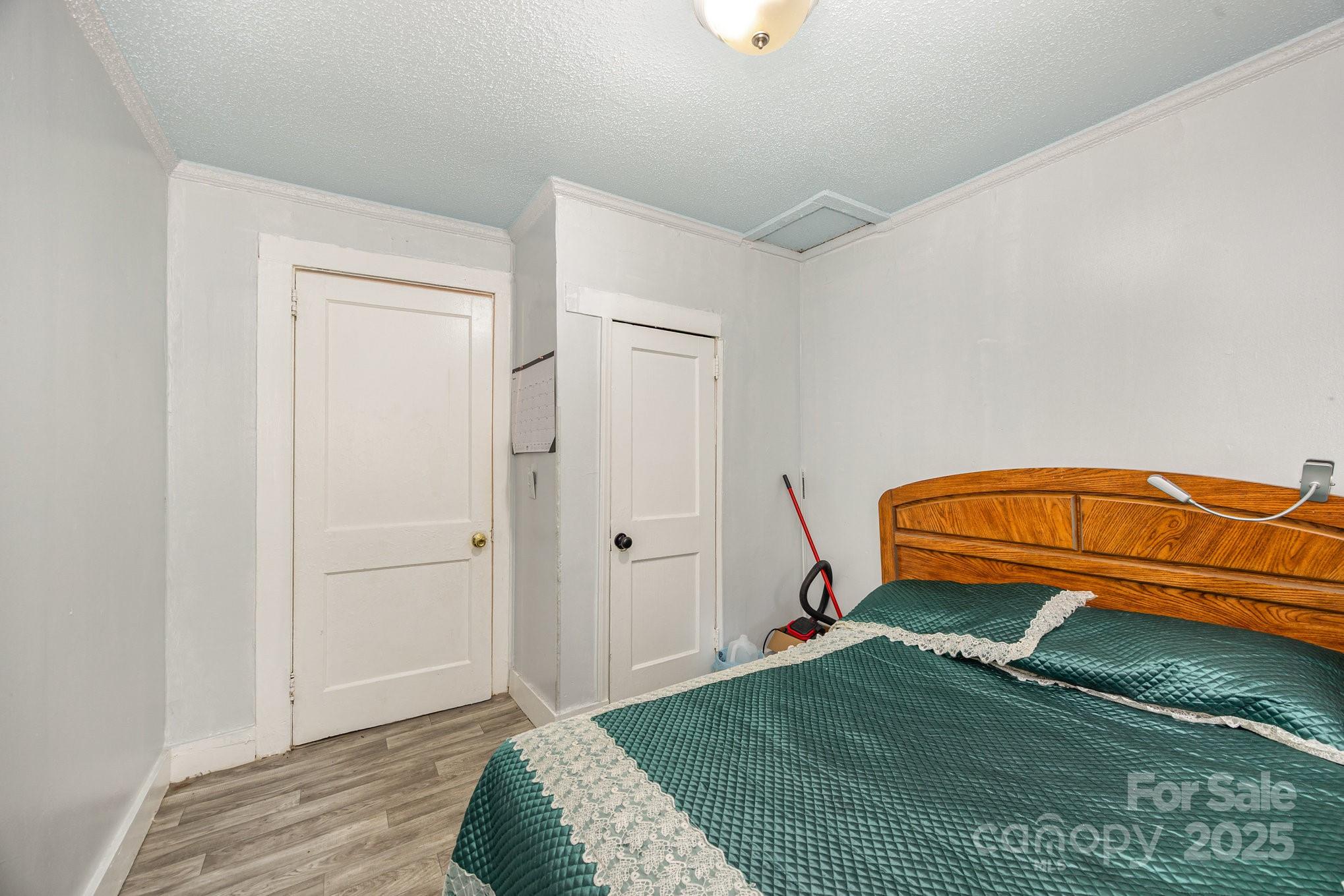 1110 Wall Street — Statesville