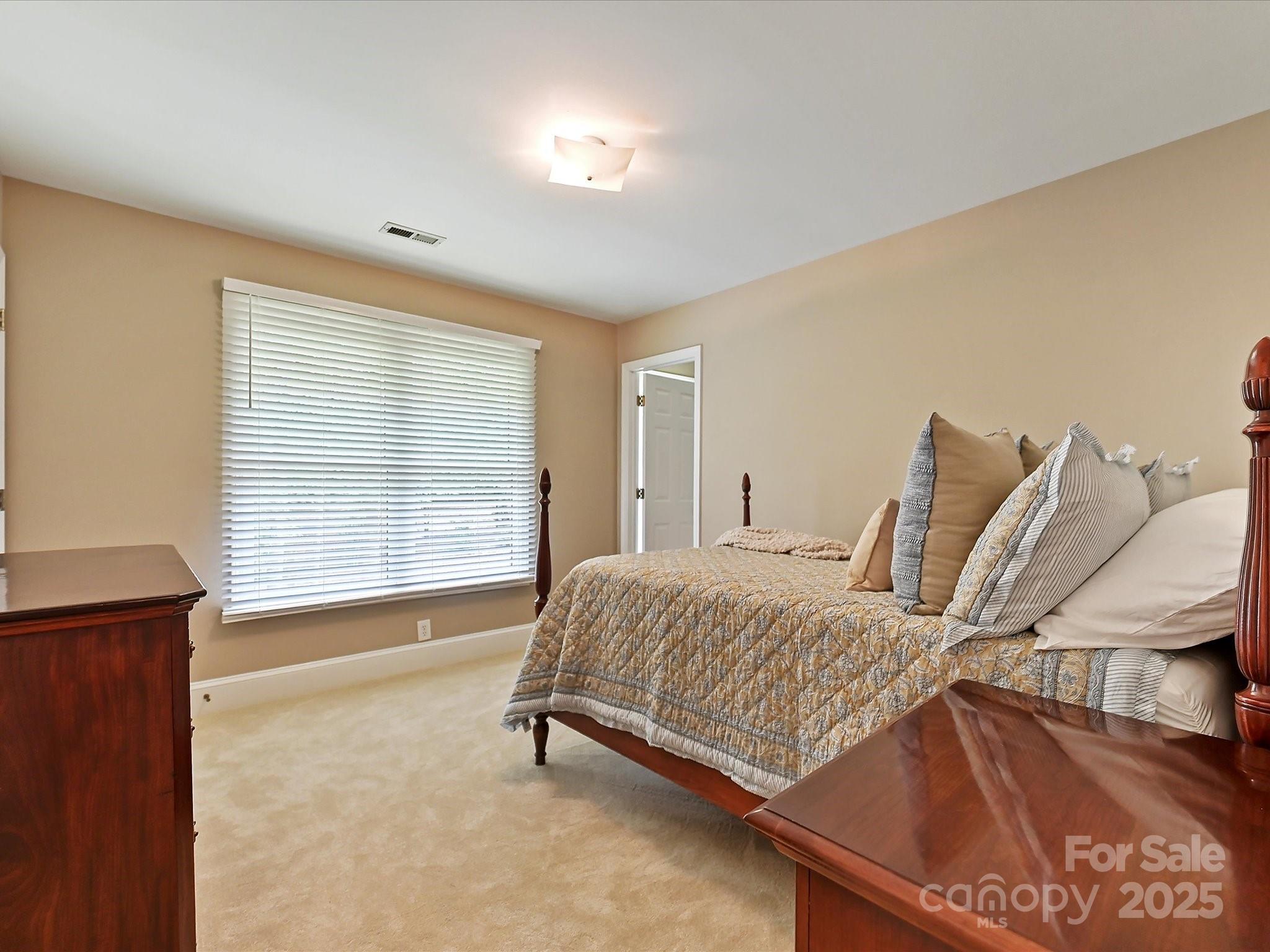 11902 Mountain Crest Circle — Charlotte