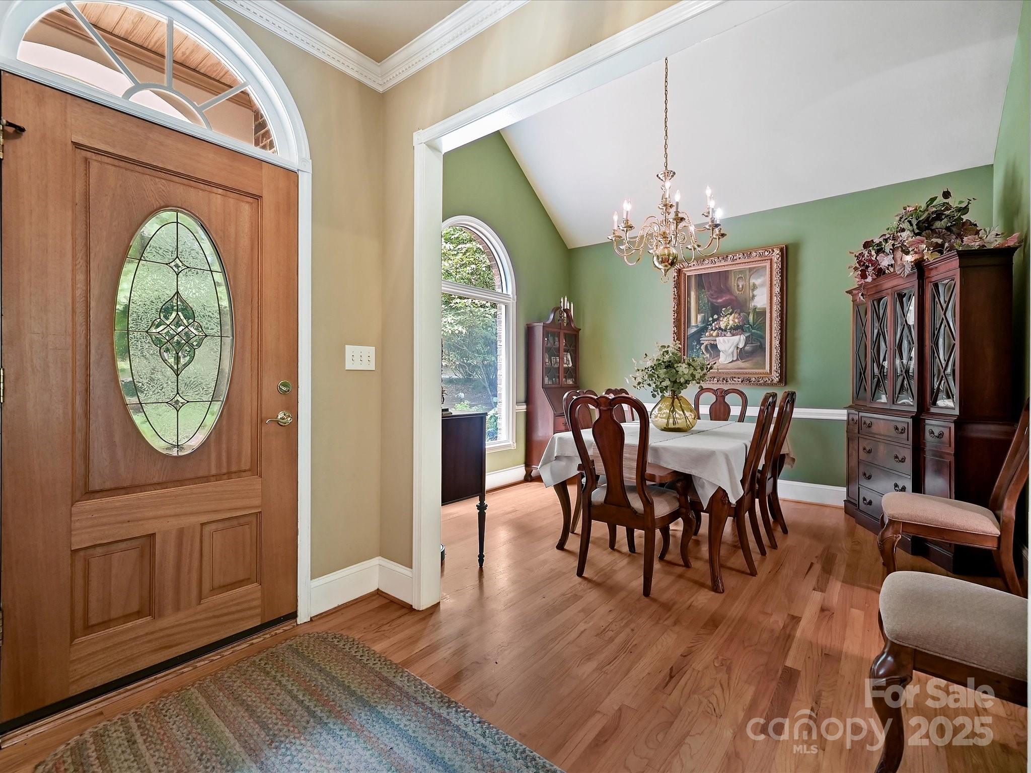 11902 Mountain Crest Circle — Charlotte