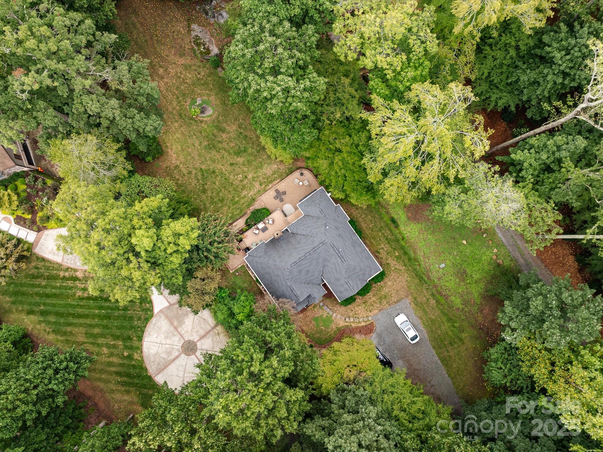 11902 Mountain Crest Circle — Charlotte