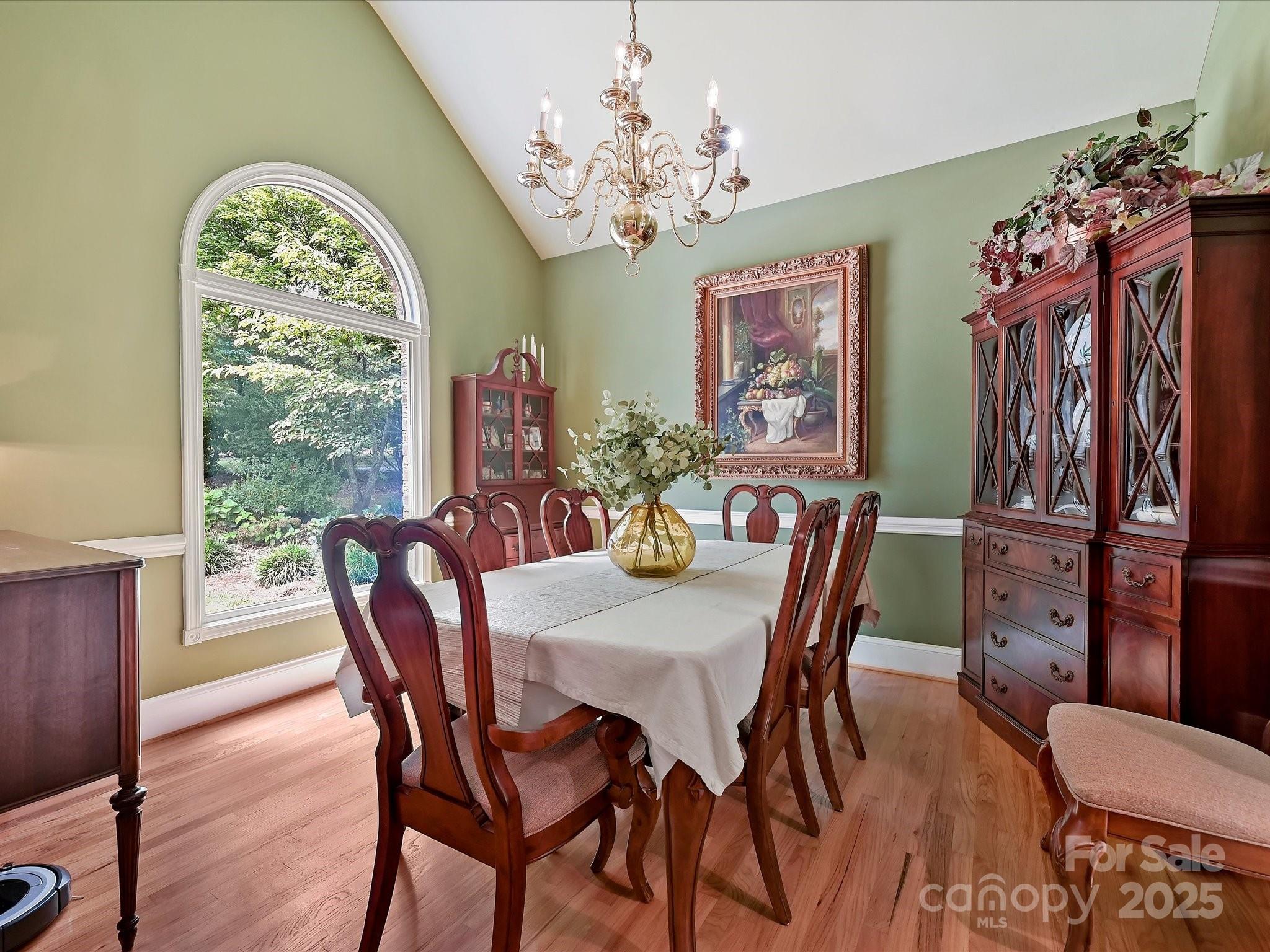 11902 Mountain Crest Circle — Charlotte