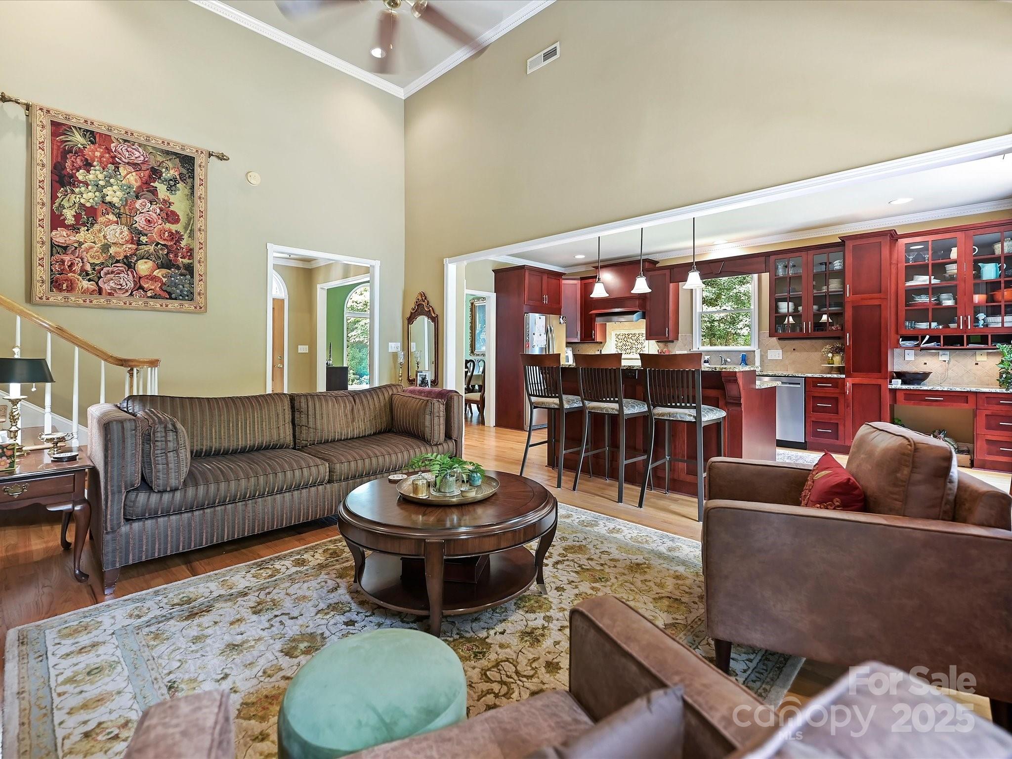 11902 Mountain Crest Circle — Charlotte