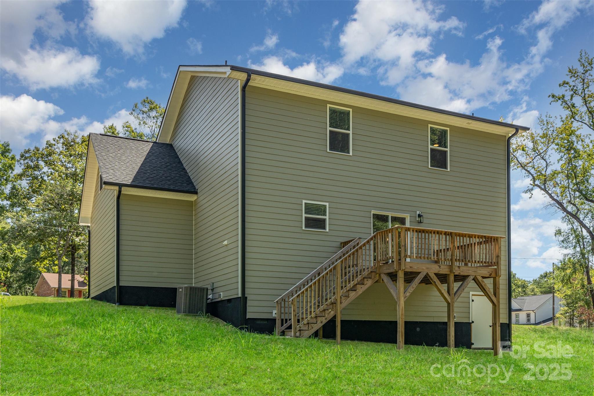 1563 Riverview Circle — Fort Lawn