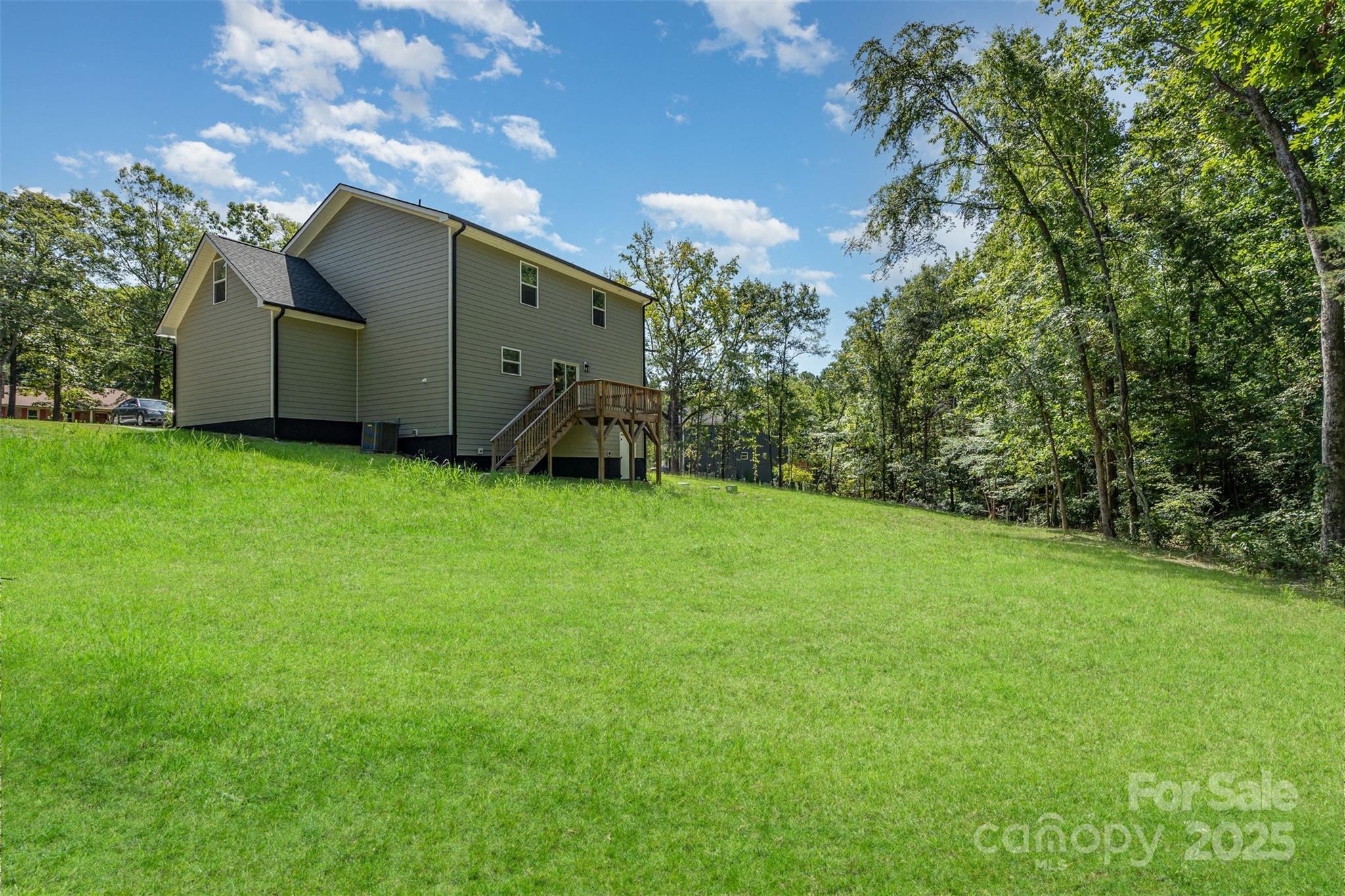 1563 Riverview Circle — Fort Lawn