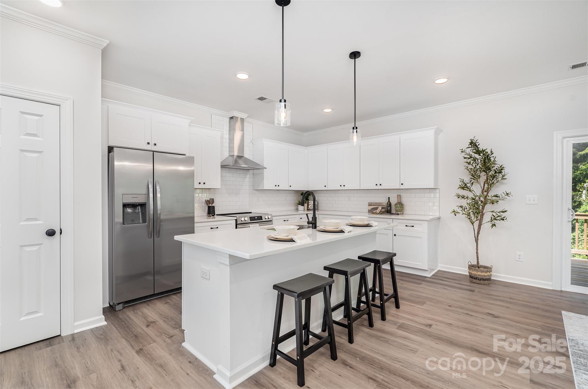 1563 Riverview Circle — Fort Lawn