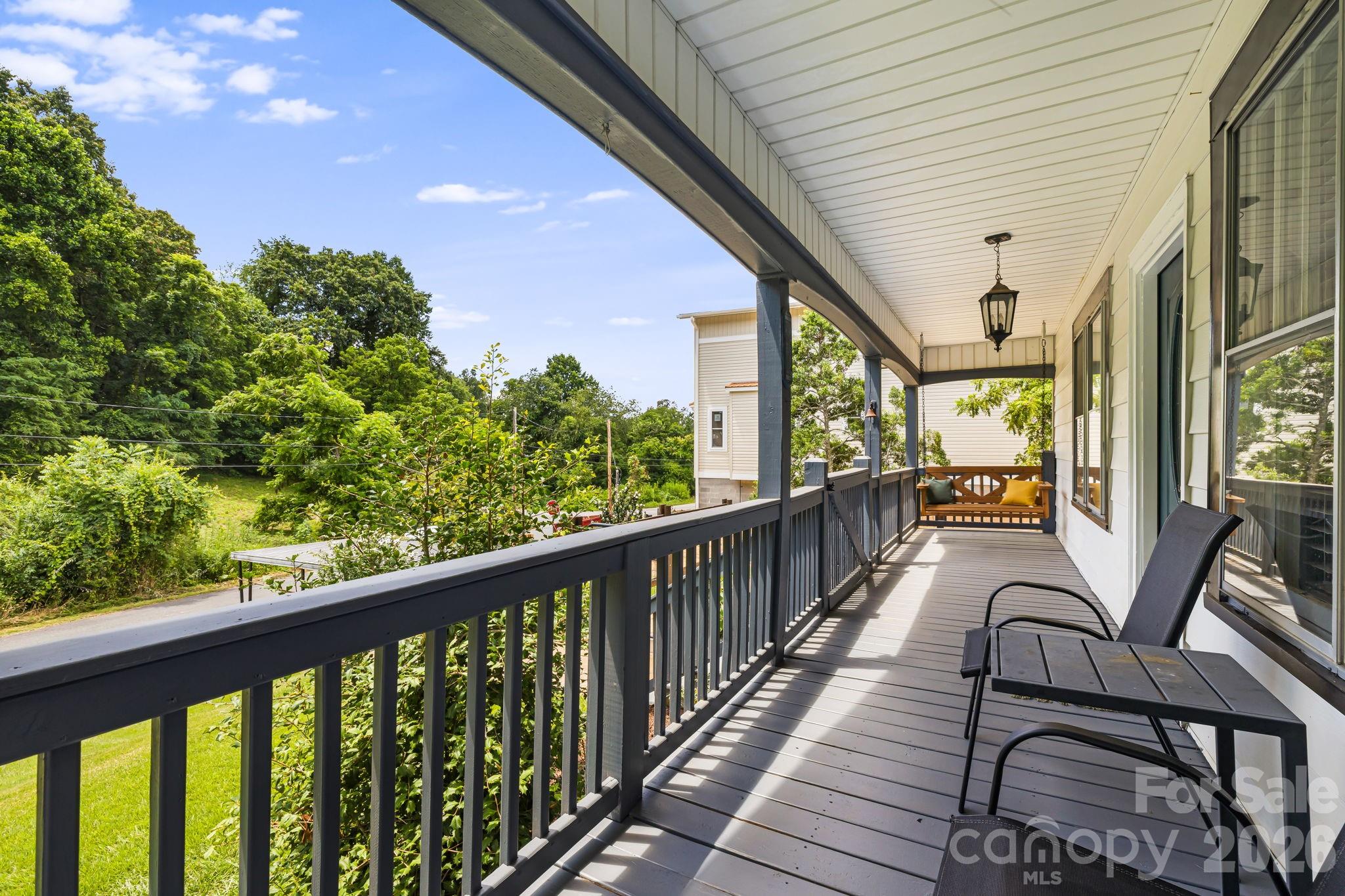 29 Ponder Street — Mars Hill