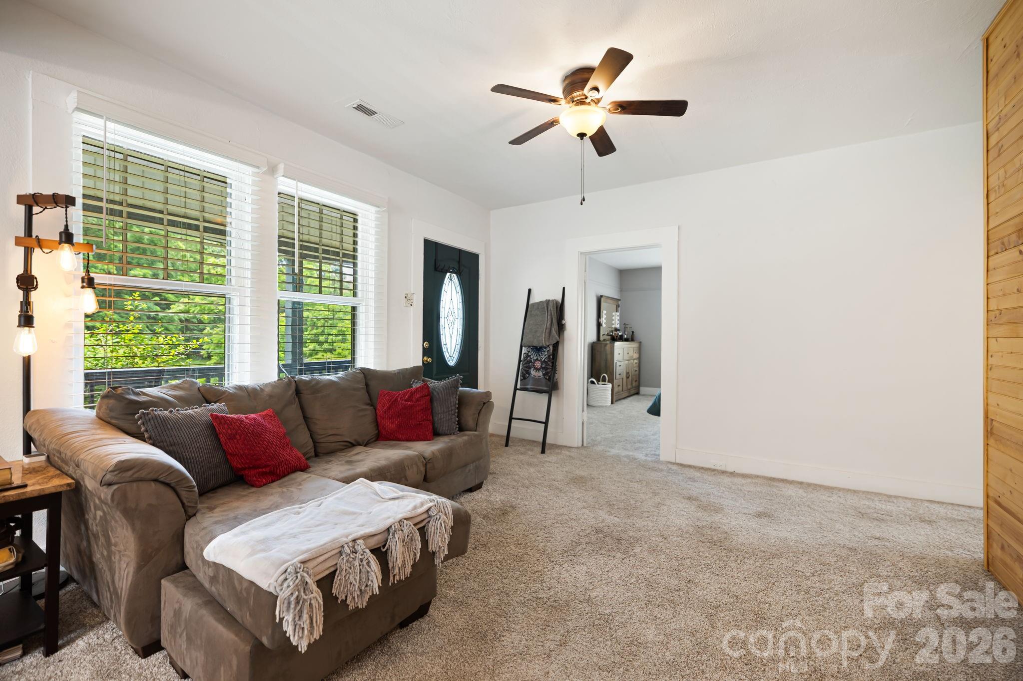 29 Ponder Street — Mars Hill