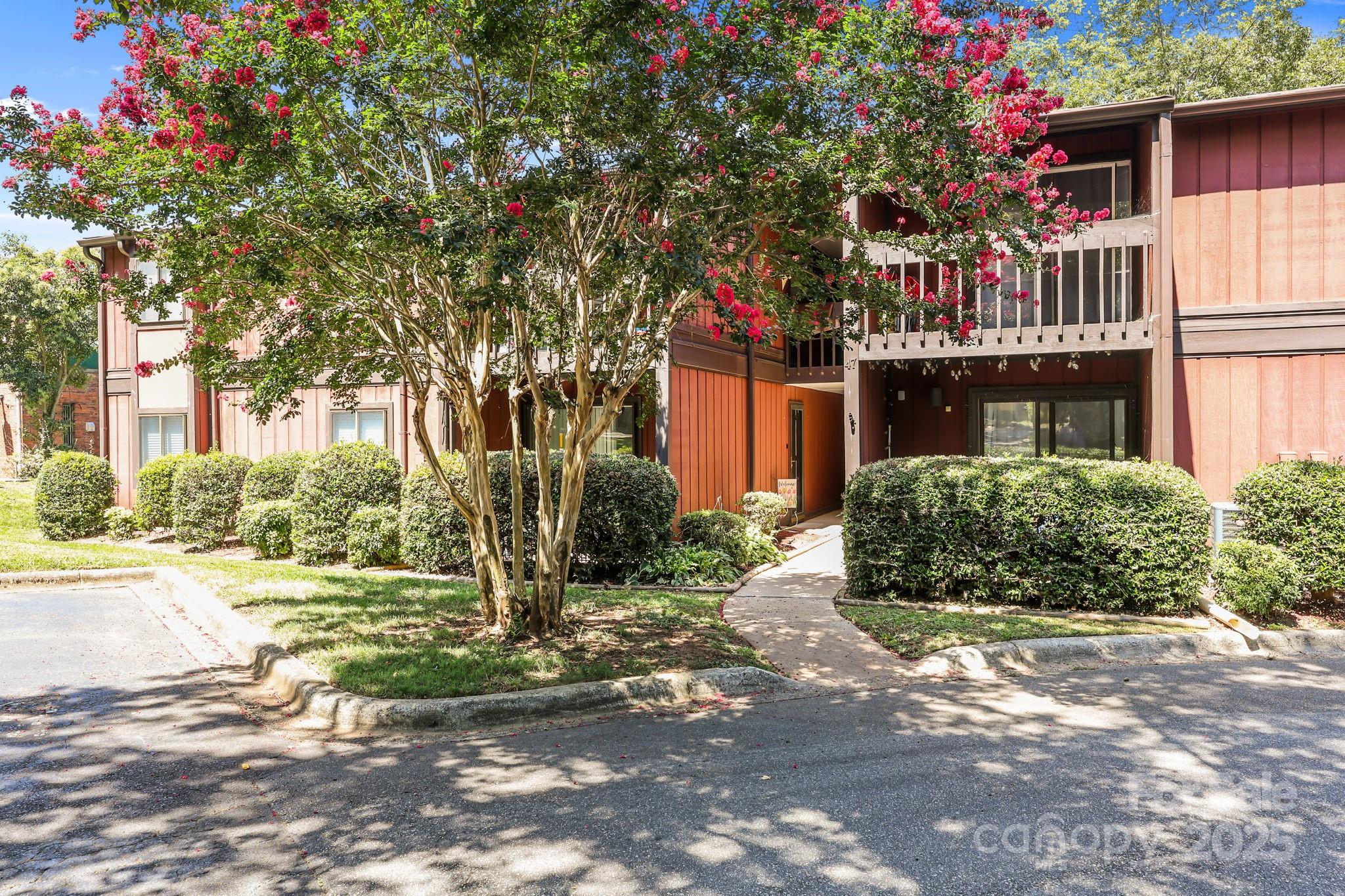 47 Edgewood Avenue NE #B-8 — Concord