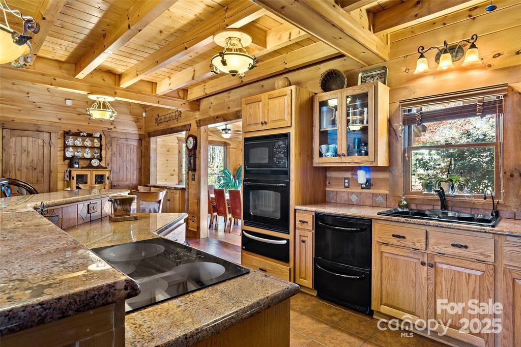 163 Gypsy Mountain Road — Marion