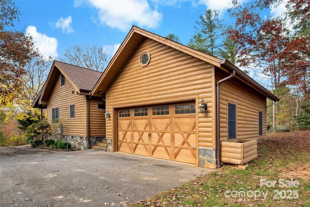 163 Gypsy Mountain Road — Marion