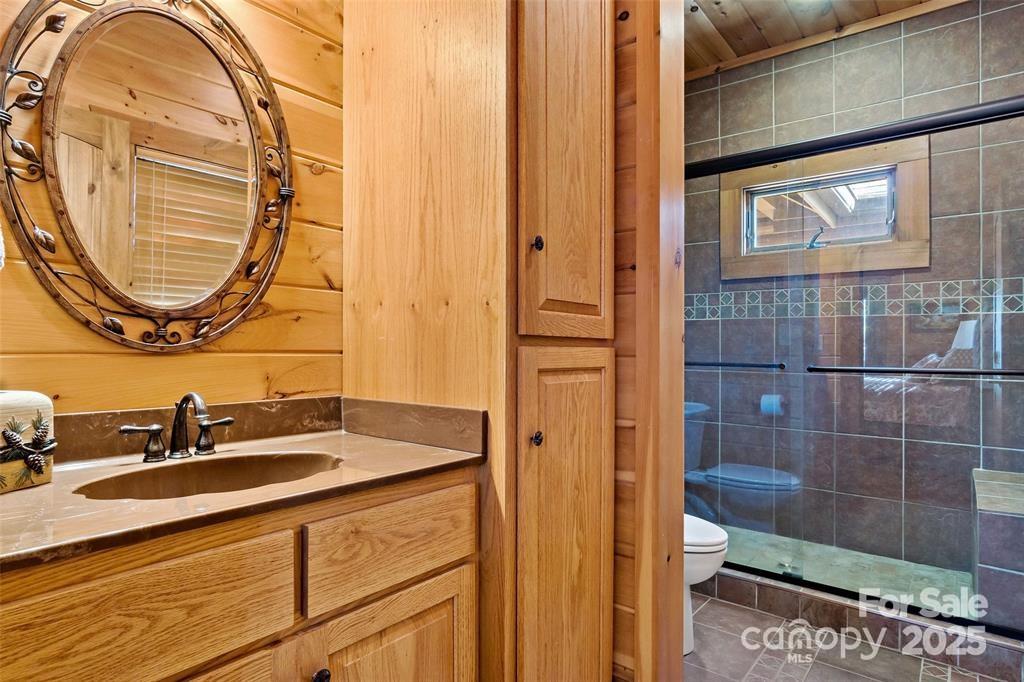 163 Gypsy Mountain Road — Marion