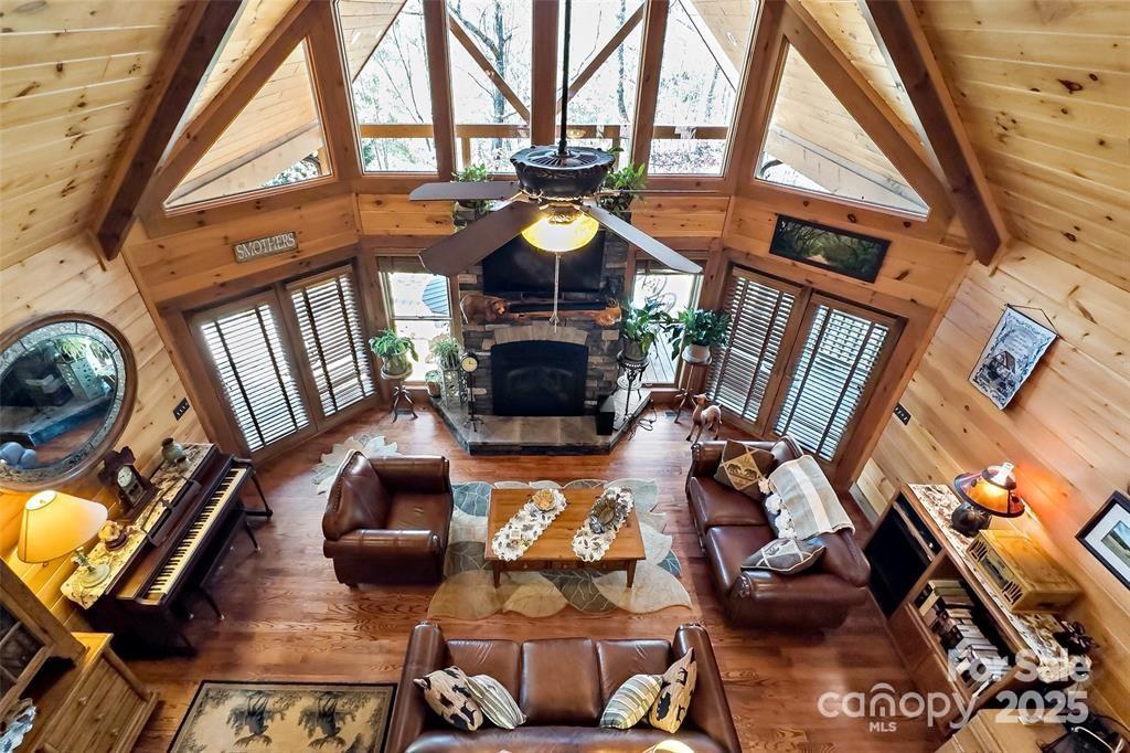 163 Gypsy Mountain Road — Marion