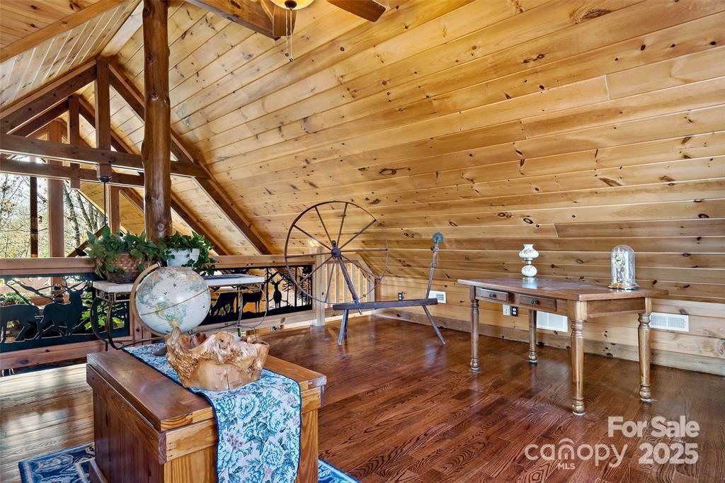 163 Gypsy Mountain Road — Marion