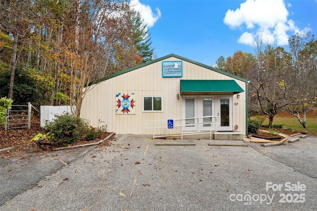 163 Gypsy Mountain Road — Marion