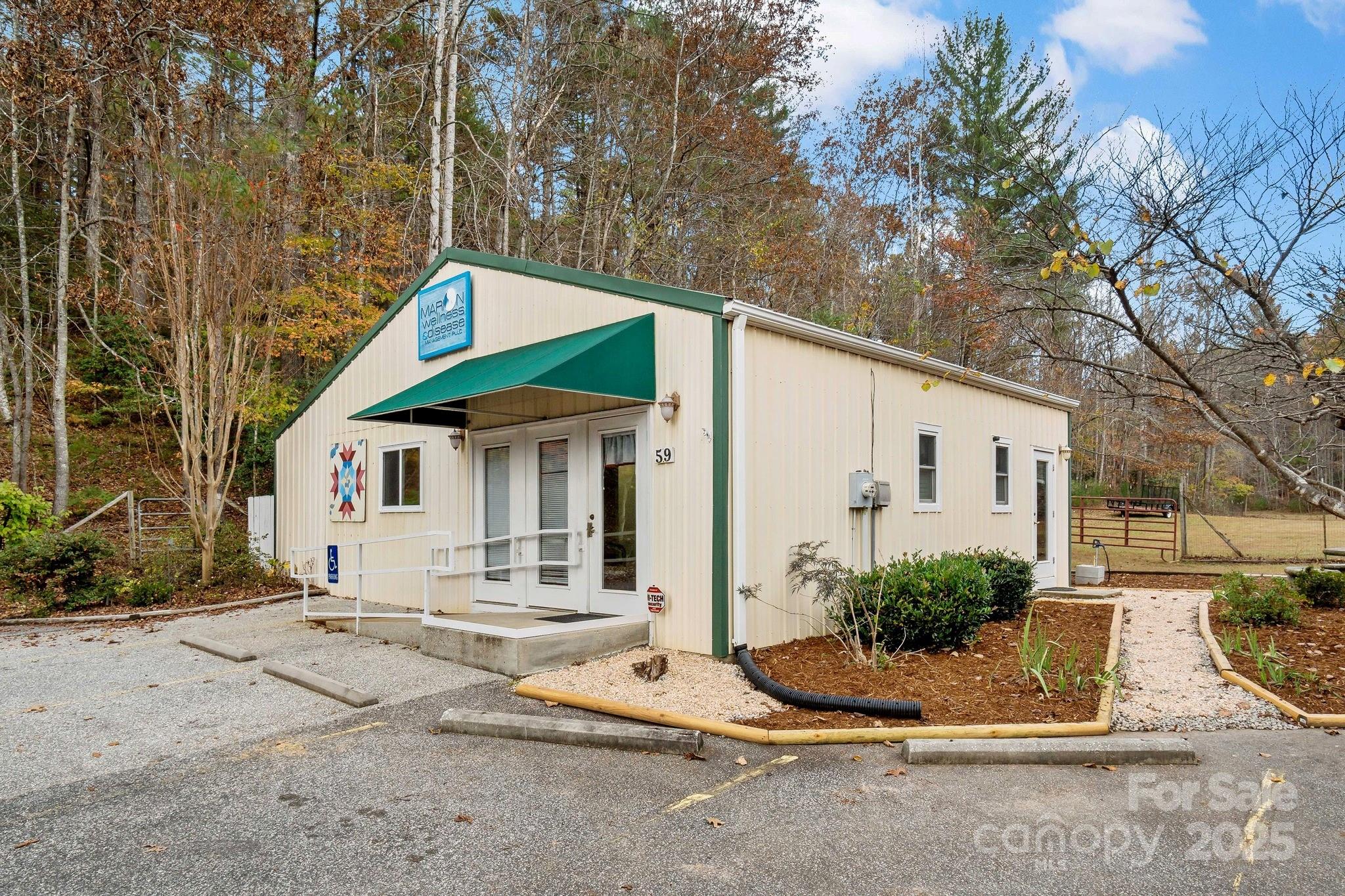 163 Gypsy Mountain Road — Marion