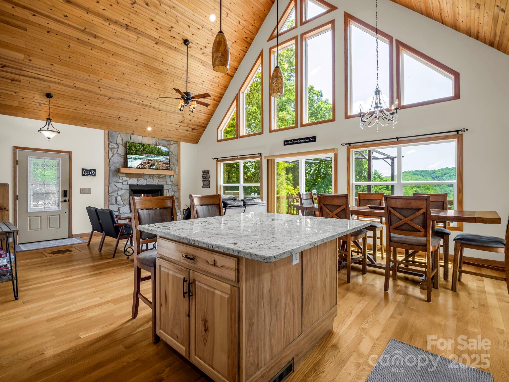 188 Fern Loop — Lake Lure