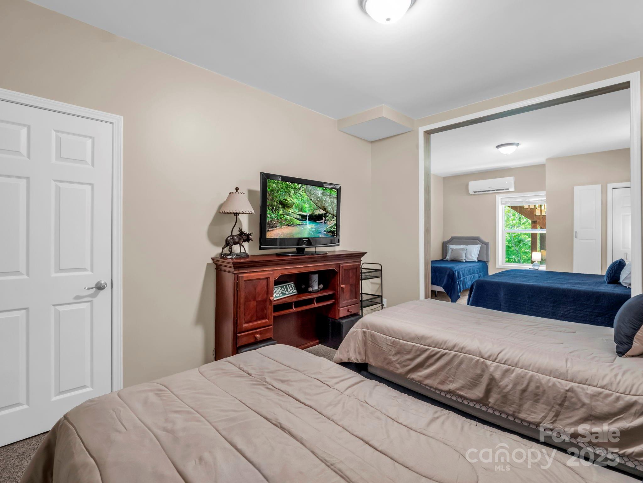 188 Fern Loop — Lake Lure