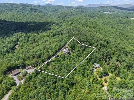 202 Panorama Drive — Nebo