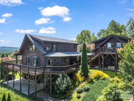 202 Panorama Drive — Nebo