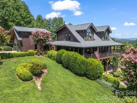 202 Panorama Drive — Nebo