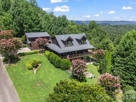 202 Panorama Drive — Nebo