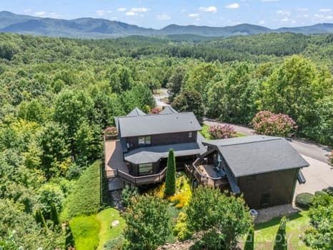 202 Panorama Drive — Nebo