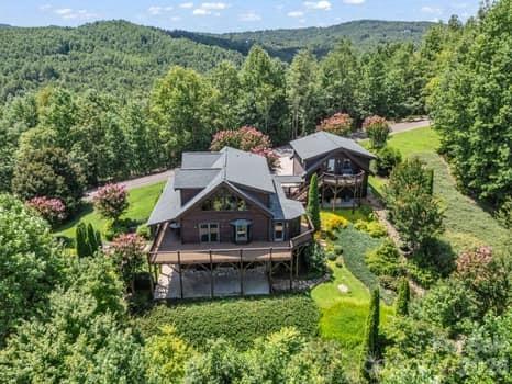 202 Panorama Drive — Nebo
