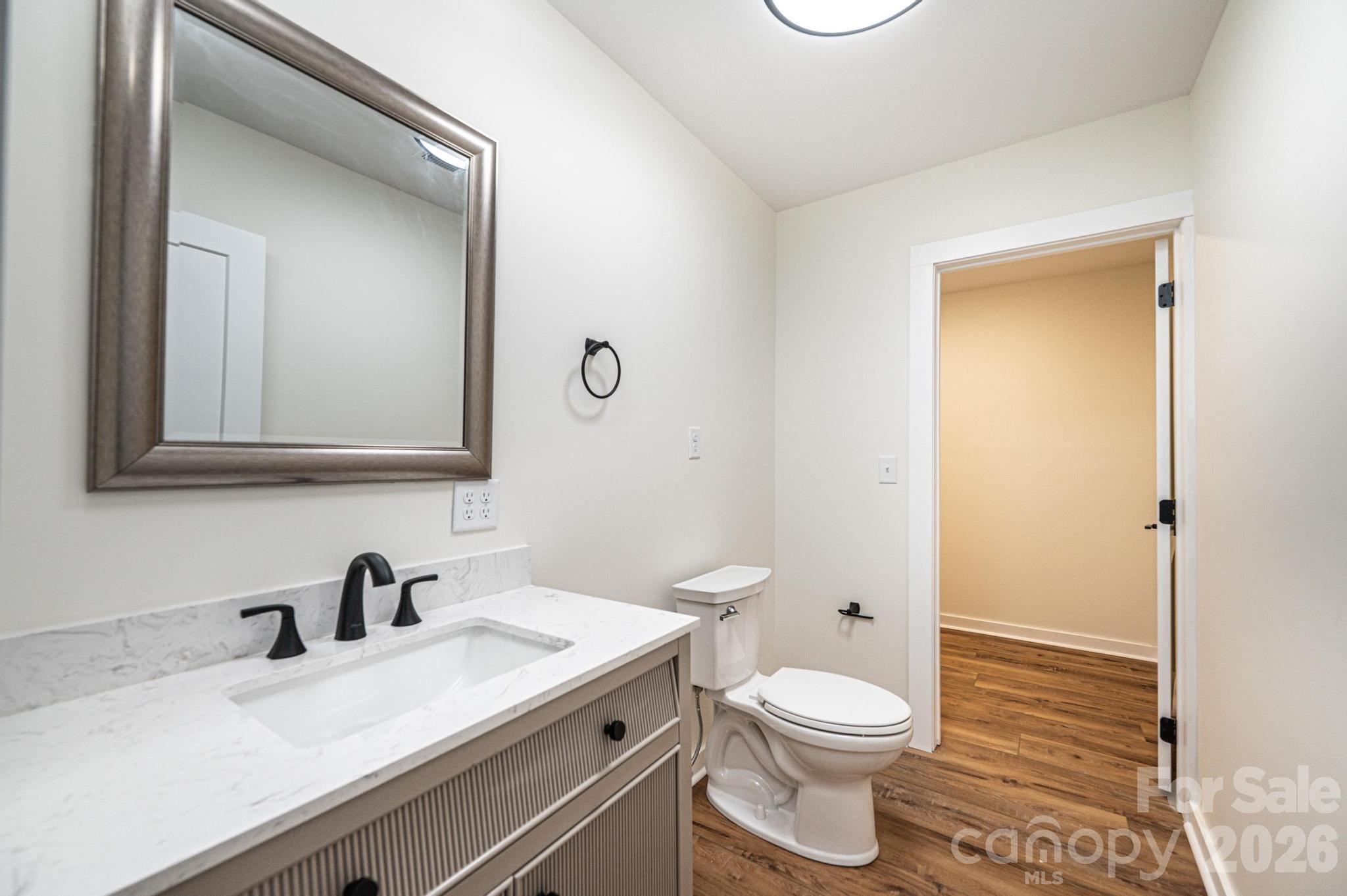 1721 Songbird Court SE — Lenoir