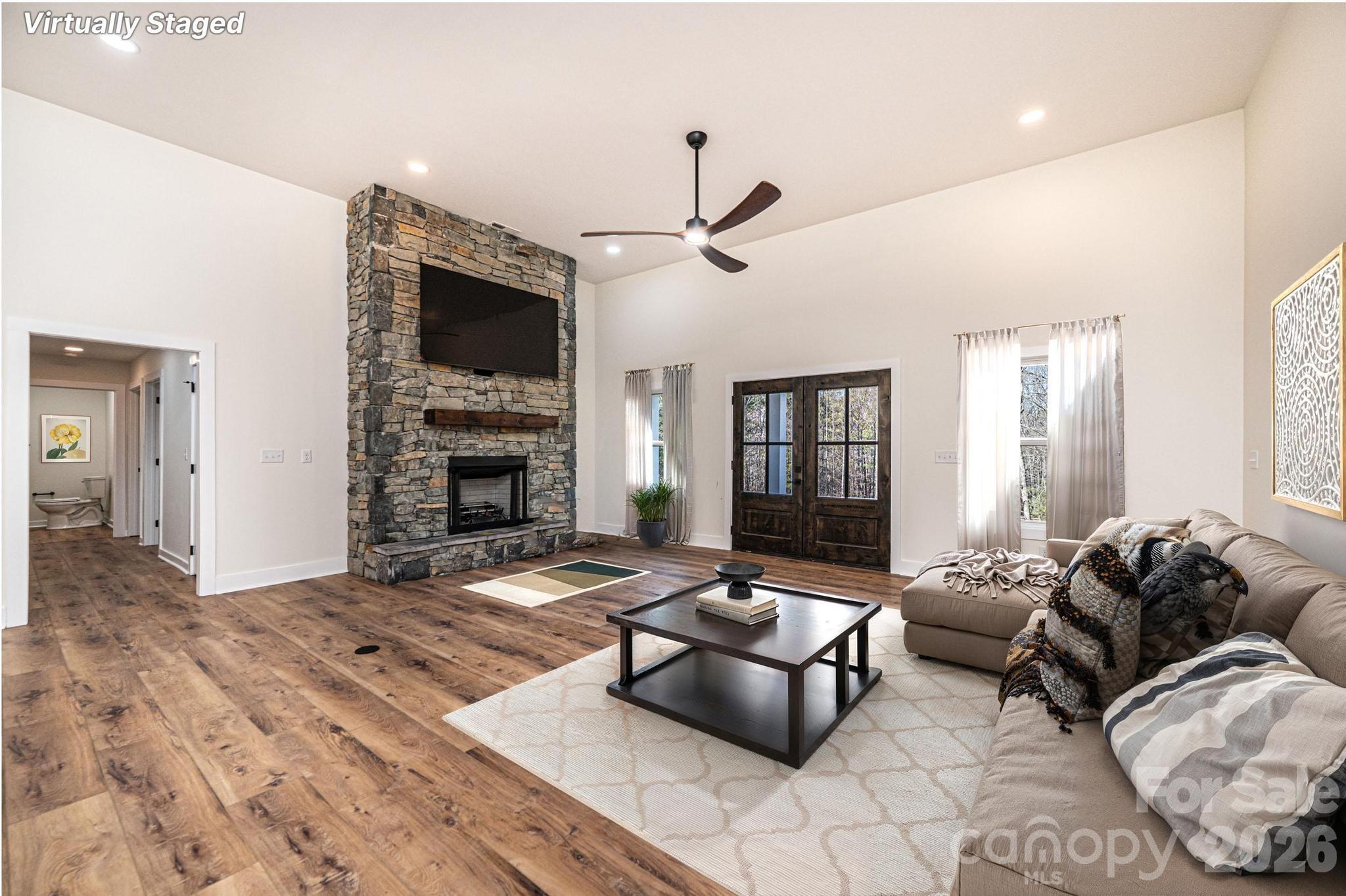 1721 Songbird Court SE — Lenoir