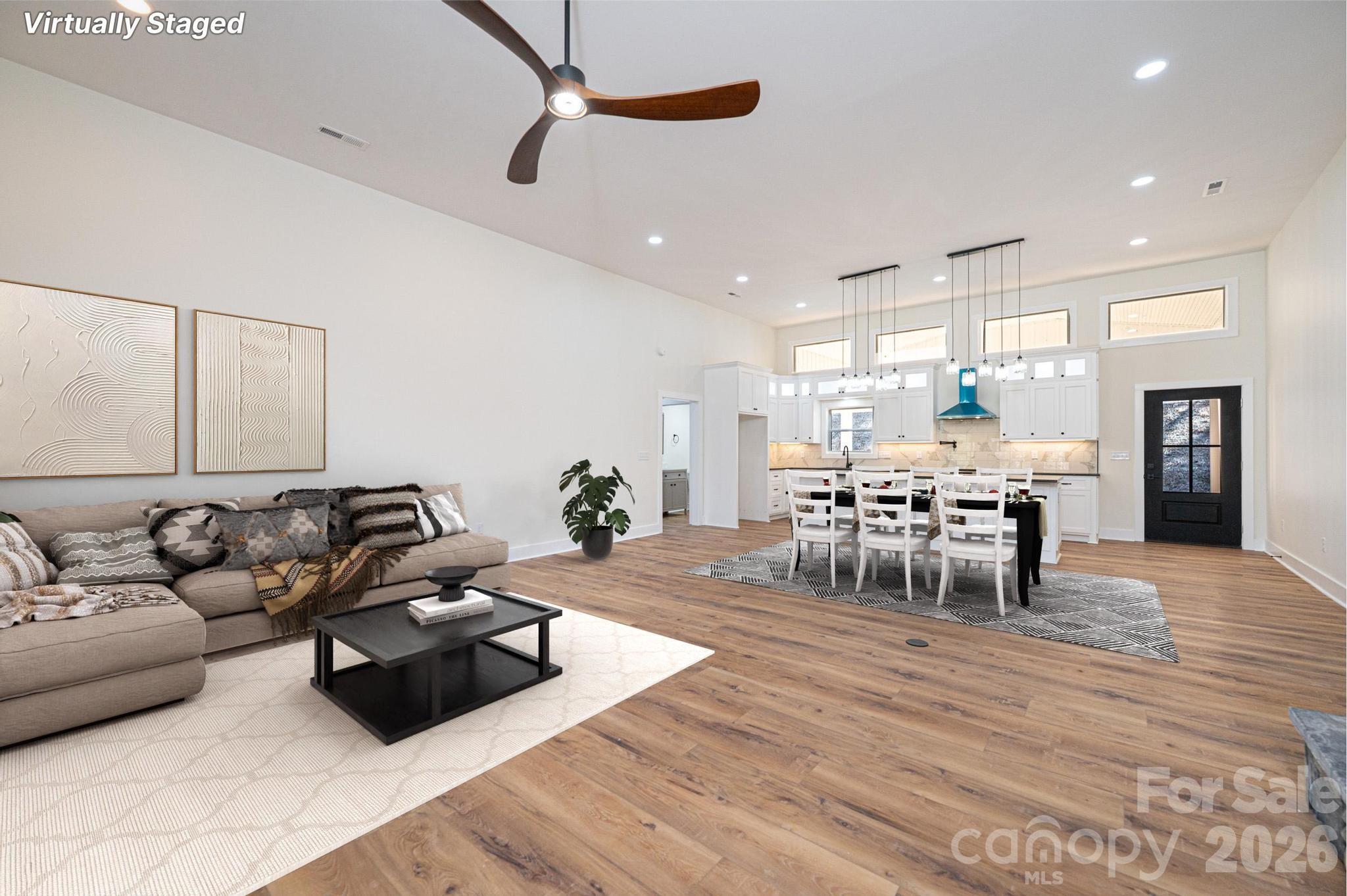 1721 Songbird Court SE — Lenoir