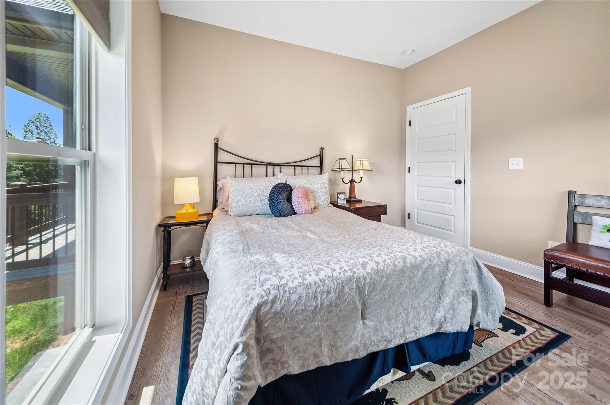 71 Banks Creek Road — Burnsville
