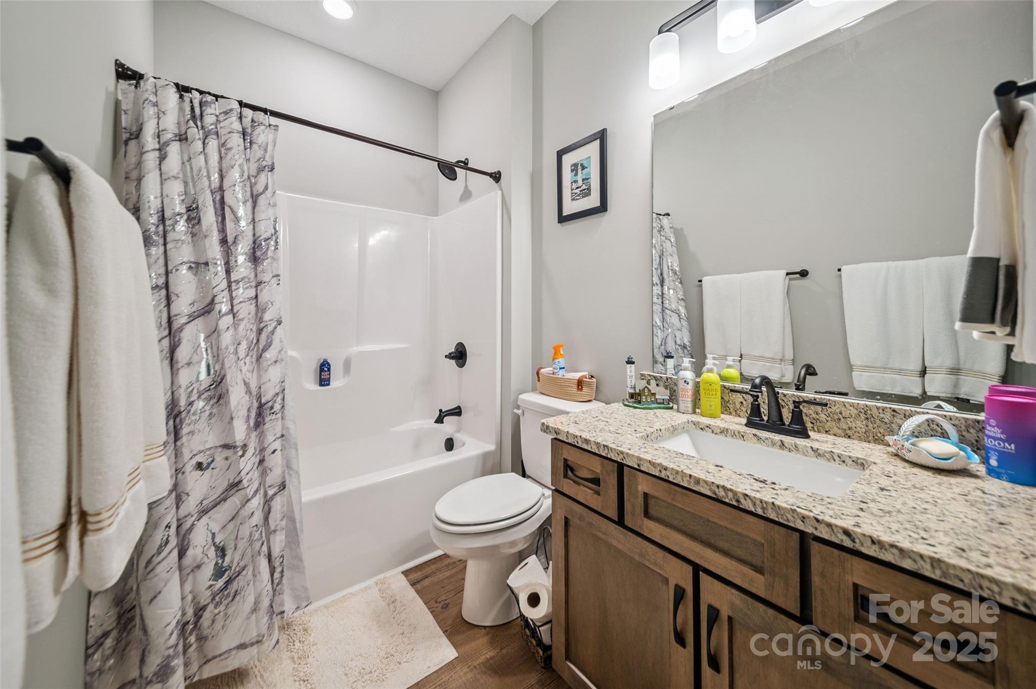 71 Banks Creek Road — Burnsville